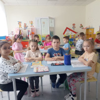 Занятие в подготовительной группе. Занятие в подготовительной группе. .